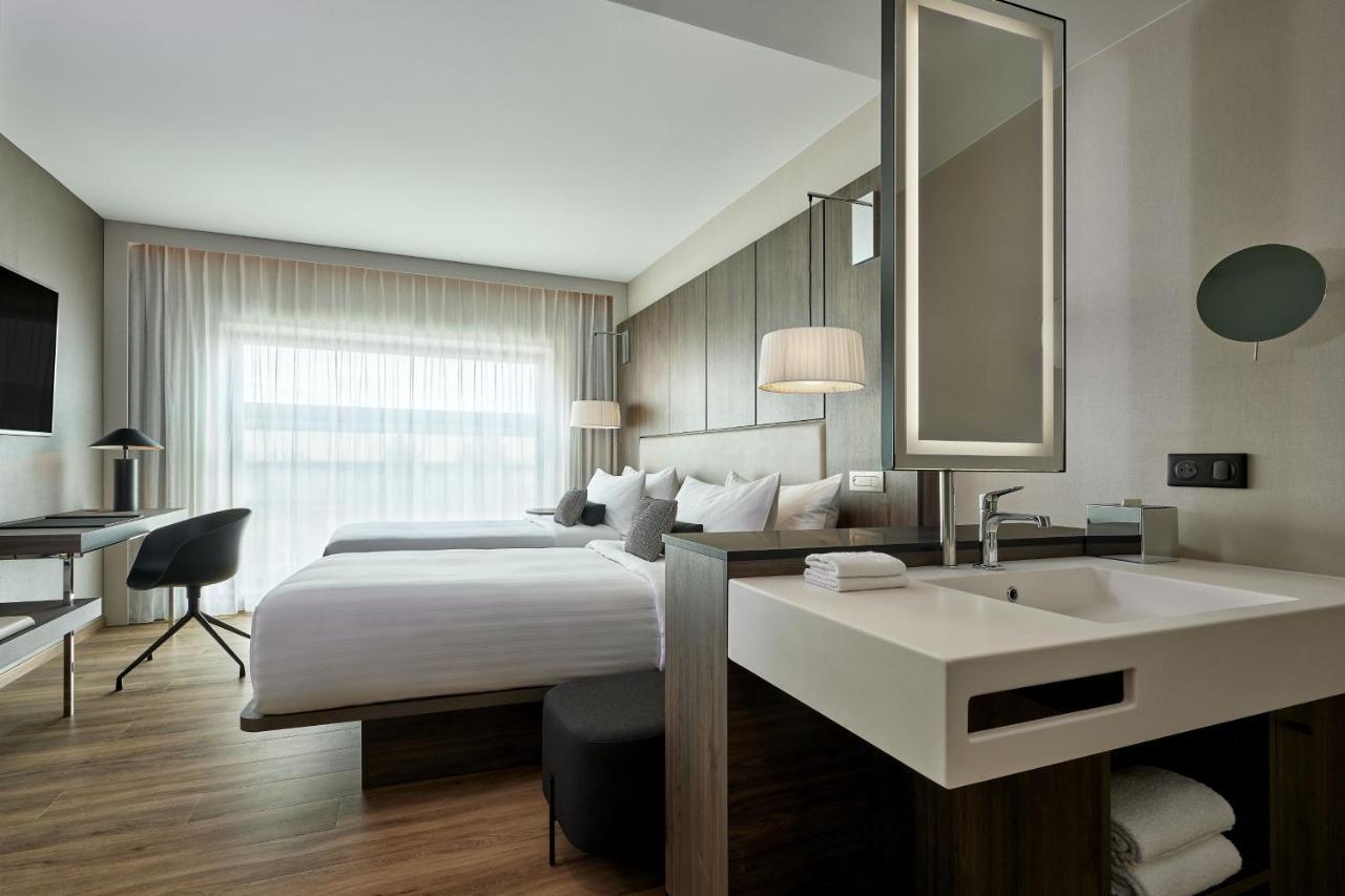 Ac Hotel By Marriott Strasburgo Esterno foto